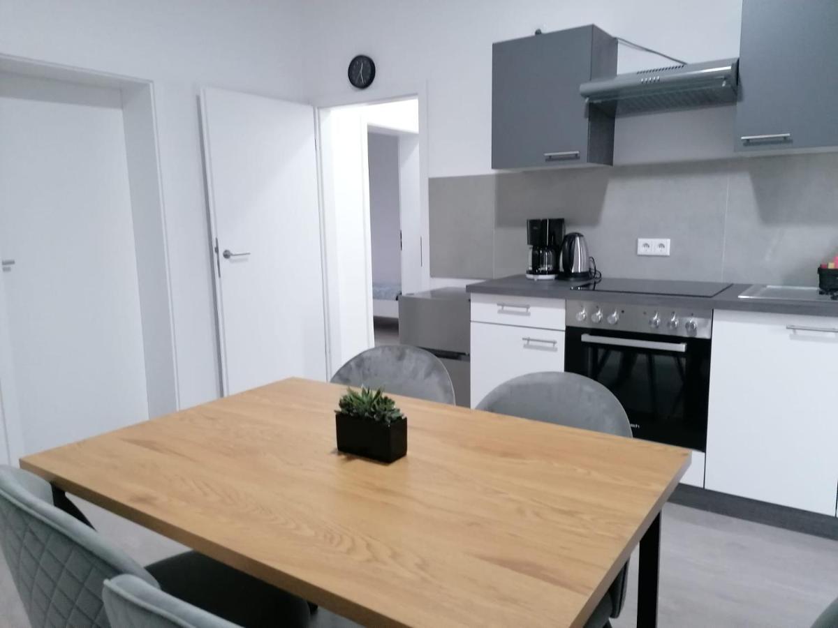 הרנה Estrella24 Living Rooms Tokio מראה חיצוני תמונה