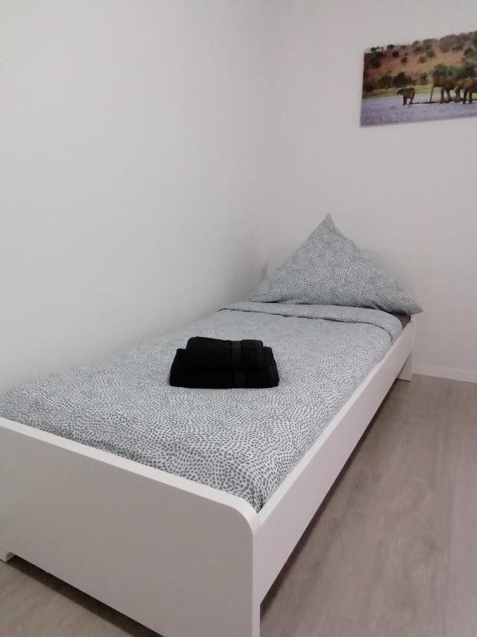 הרנה Estrella24 Living Rooms Tokio מראה חיצוני תמונה