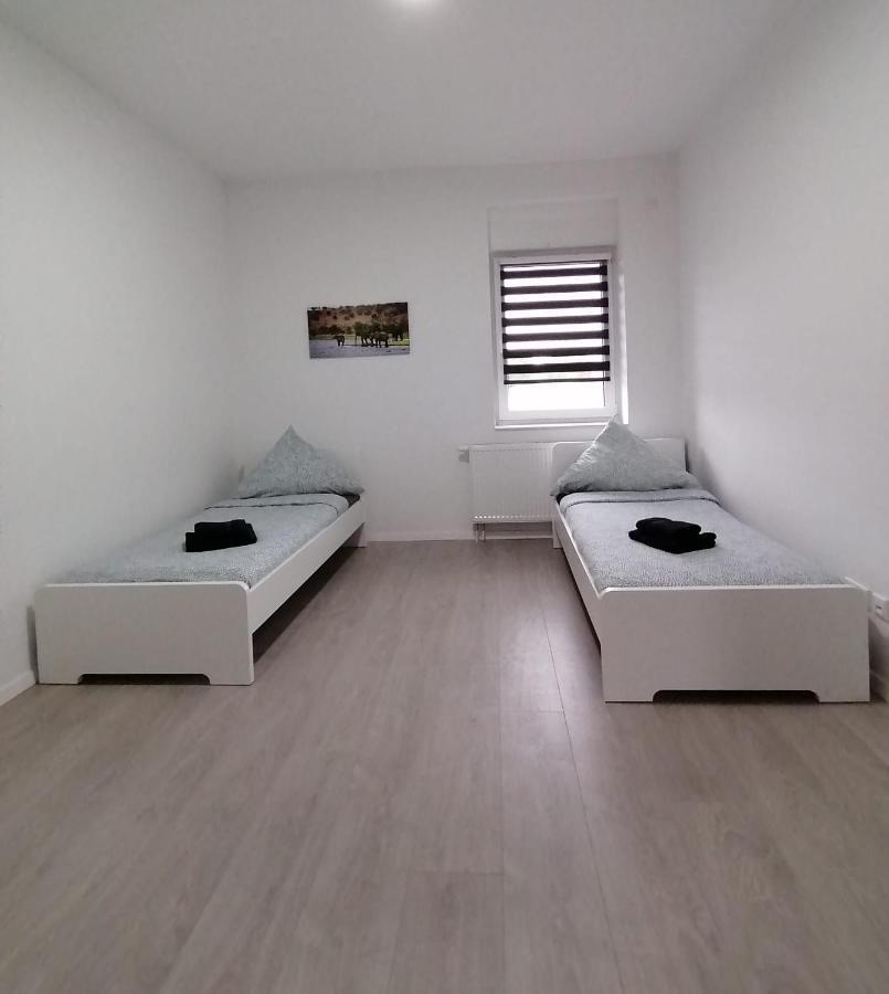 הרנה Estrella24 Living Rooms Tokio מראה חיצוני תמונה