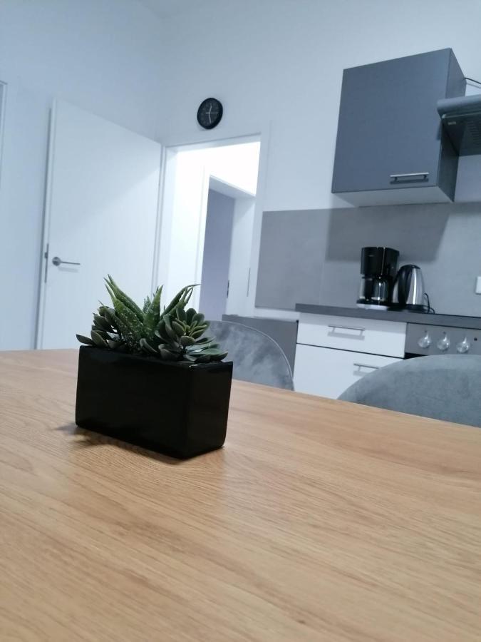 הרנה Estrella24 Living Rooms Tokio מראה חיצוני תמונה