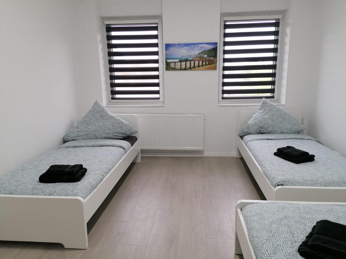 הרנה Estrella24 Living Rooms Tokio מראה חיצוני תמונה
